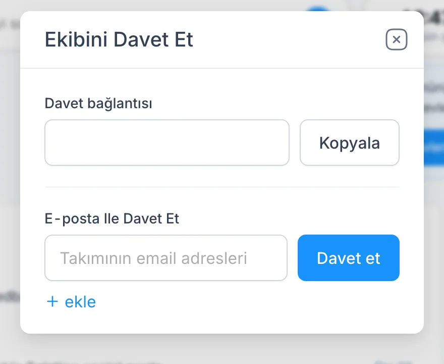 PeerBie’de Ekibini Davet Et penceresi: kopyalanacak davet bağlantısı ve e-postayla davet alanı